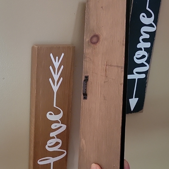 Set of 4 wood signs. Faith, Family, Love, Home - Picture 7 of 9